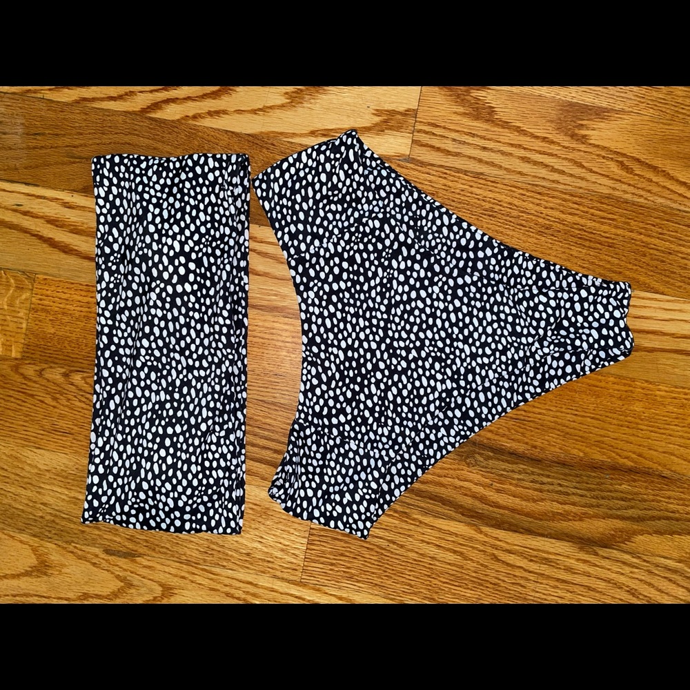 Omkagi Amazon brand bikini set. Worn once. Like new. Size small.